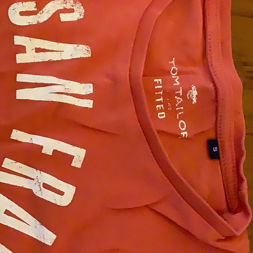 Tshirt size small (8) boy